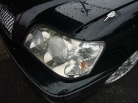 シート・内装の修理事例：ヘッドライトの黄ばみとり＆車内クリーニング