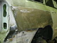 事故などの損傷時の修理事例：トヨタカローラフィールダー　リア事故修理作業　2