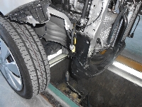 リサイクルパーツを利用の修理事例：前周りの損傷、インナー、メンバー歪修理
