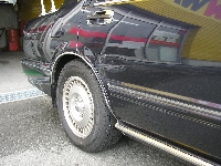 自動車保険を使った修理の修理事例：RHリヤドア・クォーター・リヤバンパーの損傷