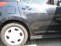 自動車保険を使った修理の修理事例：右リヤドア、クォータ損傷