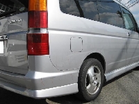 自動車保険を使った修理の修理事例：右クォータ修理、リヤバンパー右コーナー交換