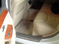ルームクリーニングの修理事例：セルシオの絨毯マット　クリーニング