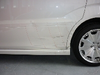 自動車保険を使った修理の修理事例：左側スライドドア交換、クォータ板金等