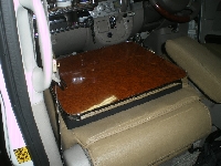 シート・内装の修理事例：エブリィーワゴンにオリジナルテーブル取付。