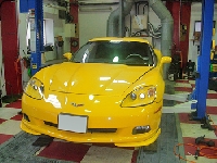 パーツ持込み・取付けの修理事例：コルベット C6　カスタム ガルウイング装着加工