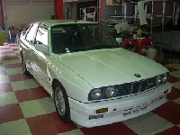 外車の修理・メンテの修理事例：BMW　M3 右クォーター　板金塗装