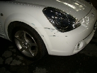 自動車保険を使った修理の修理事例：右前部の修理