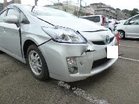 自動車保険を使った修理の修理事例：前部損傷