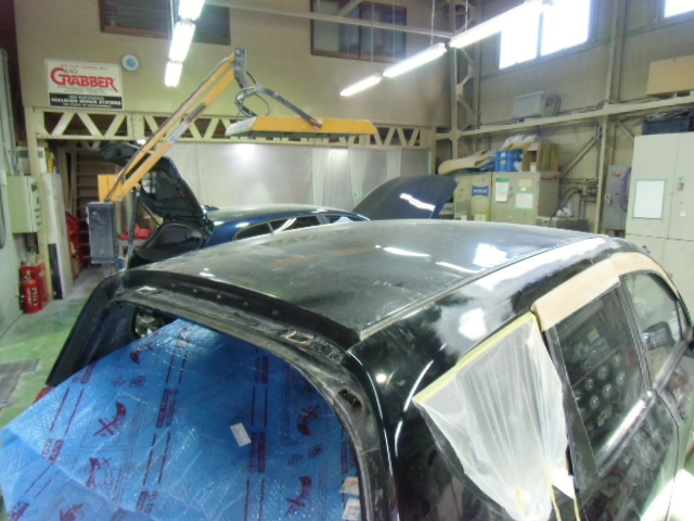 車の修理事例と修理費用 ホンダ フィット修理内容で見る事故などの損傷時 ルーフ交換 No 2795車修理のリペアナビ