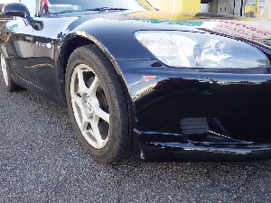 自動車保険を使った修理の修理事例：フロントバンパの修理