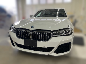 自動車保険を使った修理の事例写真