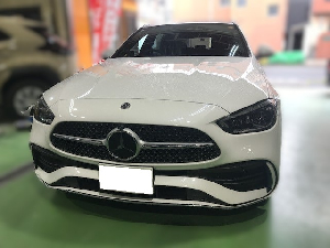 Cクラス リヤバンパー修理