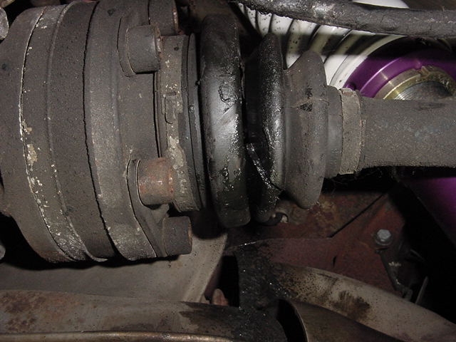 車の修理事例と修理費用 ポルシェ 964 カレラ2修理箇所で見る足回り ホイール ドライブシャフトブーツ交換 No 422車修理のリペアナビ