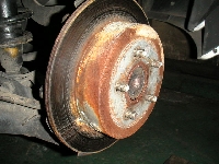 足回りパーツの修理事例：＜足回り＞タイヤ交換・ローター塗装