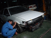 旧車の修理・レストアの修理事例：全塗装・ファイバーボンネット他取り付け